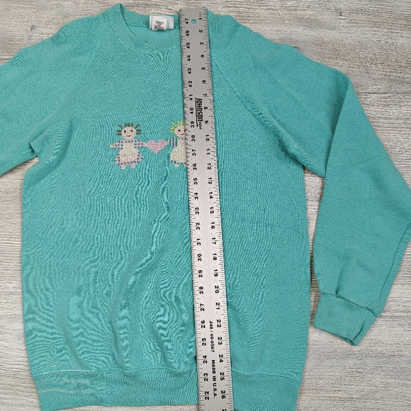 Vintage 1980s Grandma Crewneck Sweatshirt / Made in USA / Embroidered Children - Picture 7 of 9